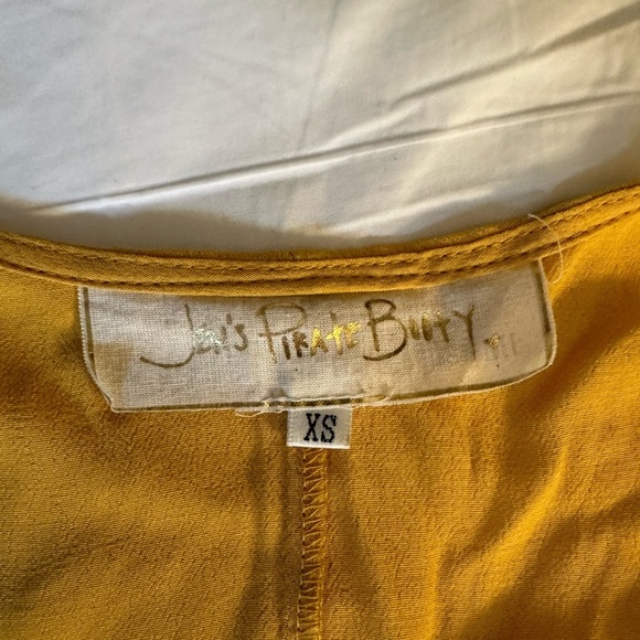 Jen’s pirate booty Leola top - Picture 8 of 8